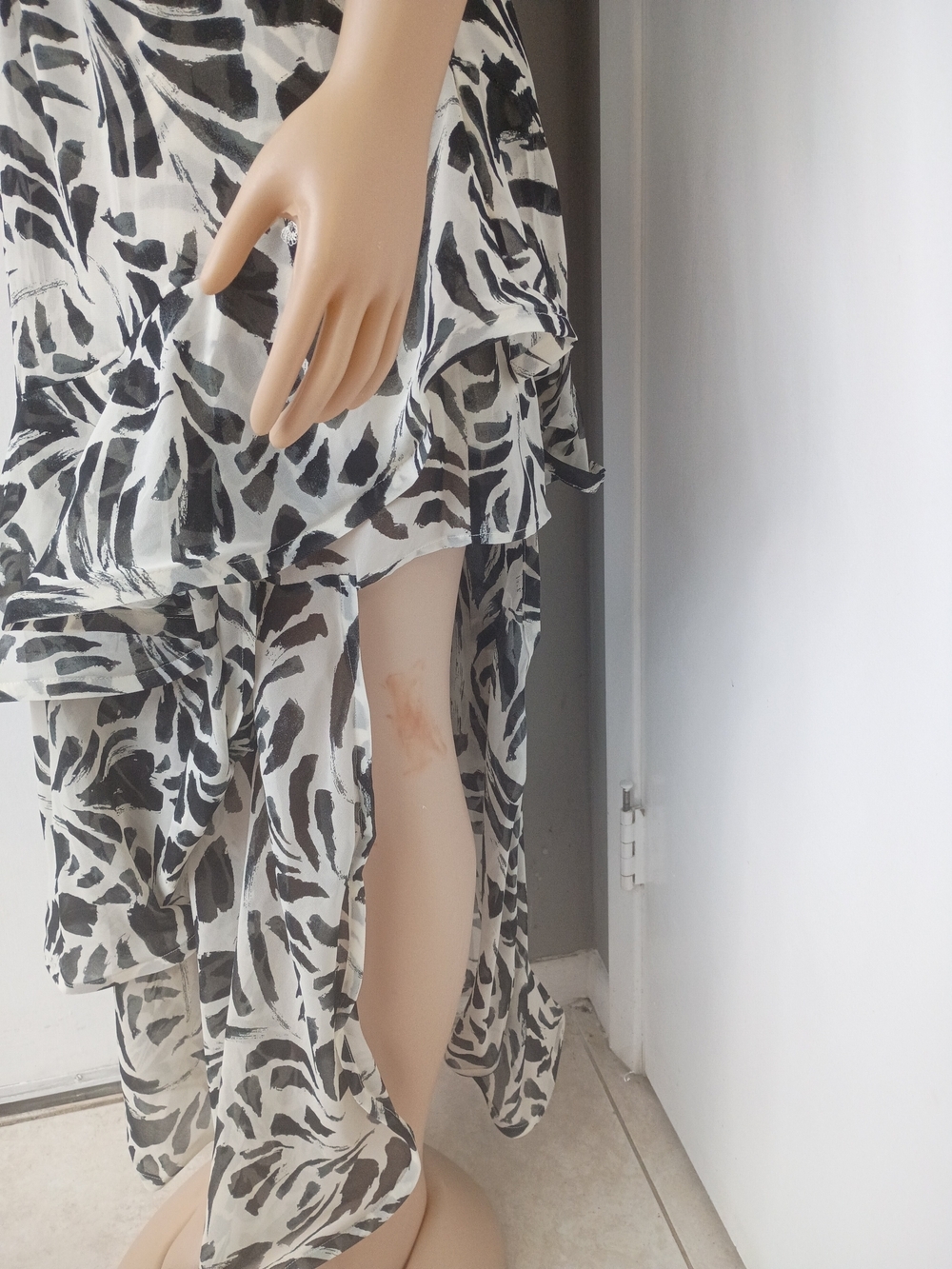 Alexis One-Shoulder Black and White Leaf-Print Ruffled Maxi - Picture 3 of 9